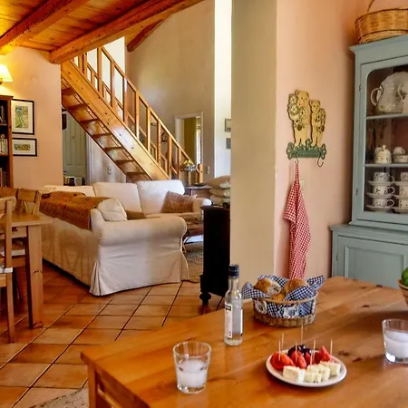 Stone Rose فيلة Ágios Ioánnis