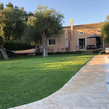 Villa Stone Rose